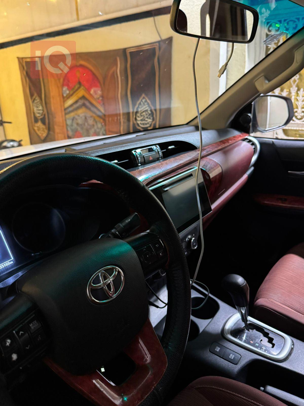 تويوتا هايلوكس